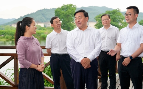 韓俊在浙江調(diào)研時強(qiáng)調(diào) 完善城鄉(xiāng)融合發(fā)展體制機(jī)制 推進(jìn)學(xué)習(xí)運(yùn)用“千萬工程”經(jīng)驗(yàn)走深走實(shí)