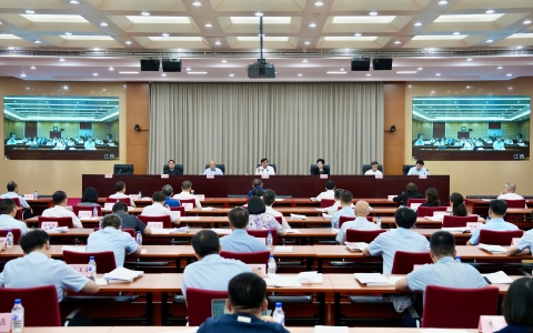 農(nóng)業(yè)農(nóng)村部召開全國種業(yè)振興推進會強調(diào) 奮力推動種業(yè)振興取得突破性進展 為加快建設(shè)農(nóng)業(yè)強國提供有力支撐