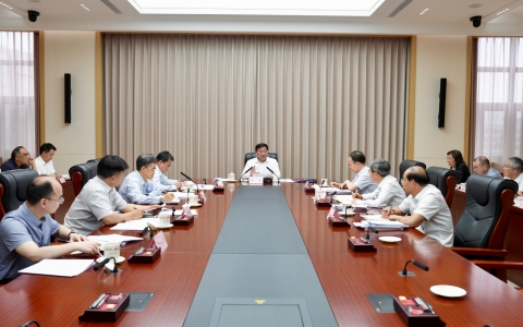 農業(yè)農村部黨組召開鞏固拓展脫貧攻堅成果工作蹲點調研交流會
